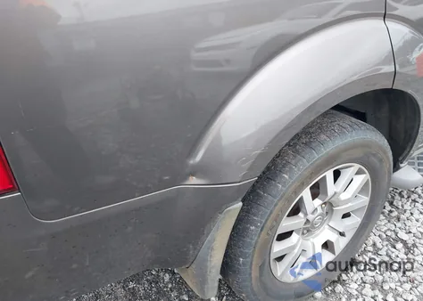 2008 Nissan Pathfinder Le V8 z USA, uszkodzony, nr VIN 5N1BR18A78C627365